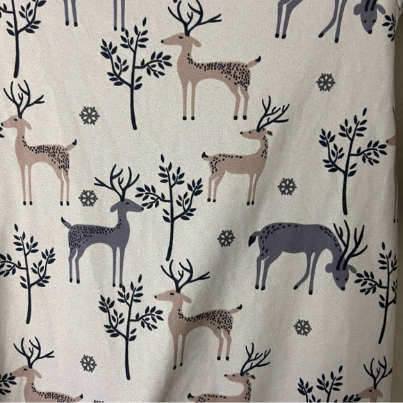 Deer Print Baby Girl Ruffled Romper One Piece Snap Closure Soft Material 6-12M - Picture 8 of 12